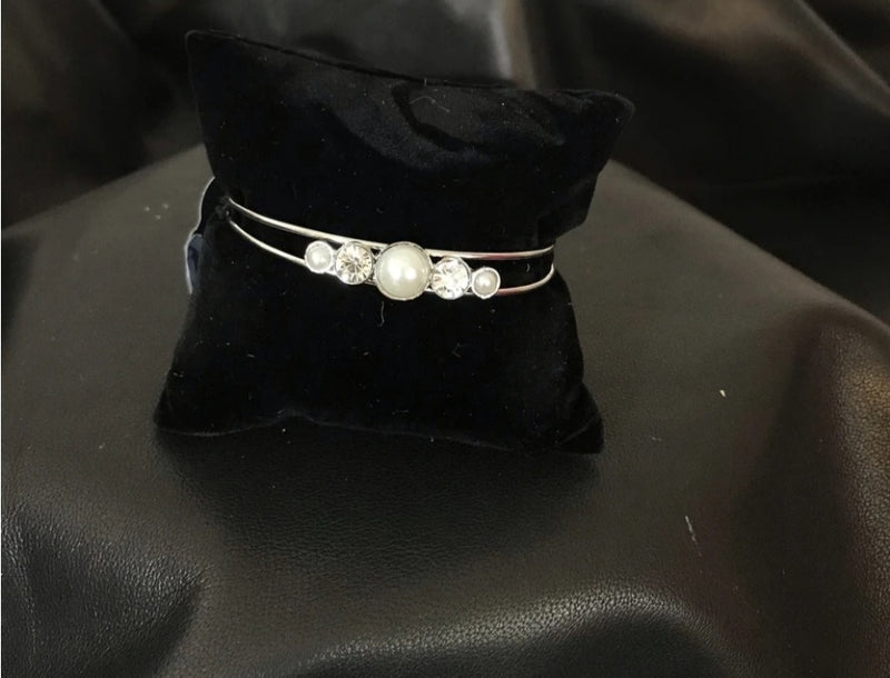 Wedding Waltz- White Bracelet